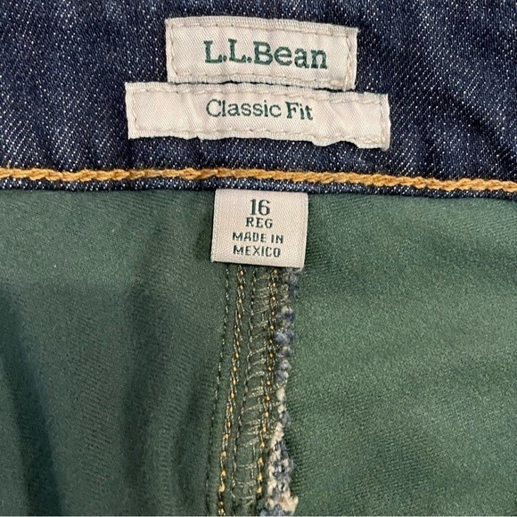 L.L. Bean Fleece Lined Woman's Jeans Classic Fit Straight Leg Size 16R - Picture 7 of 10